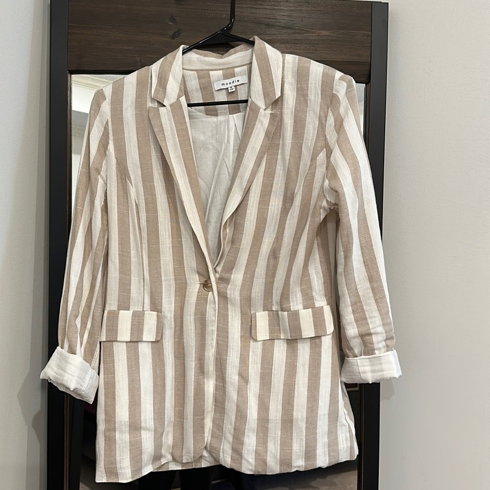 Moodie linen lined blazer stripe size M